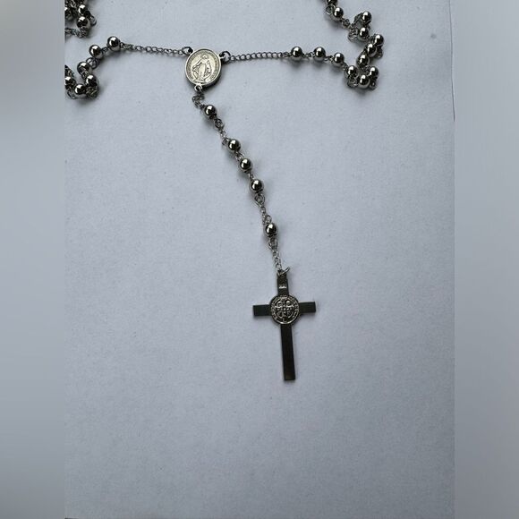 Silver Rosary Necklace Virgin Mary - Picture 4 of 5